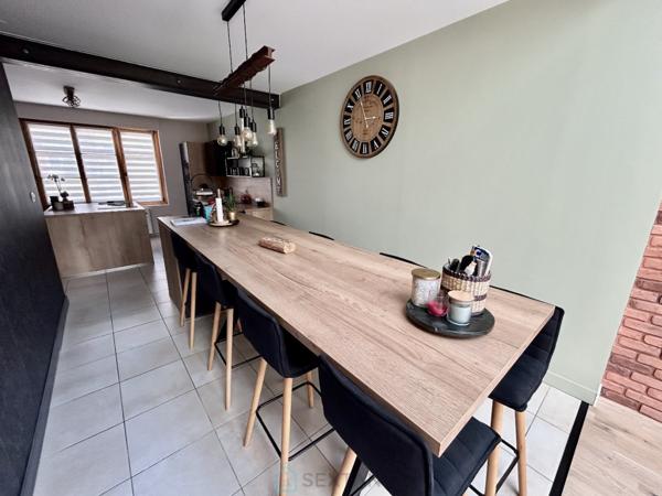 JOLIE MAISON INDIVIDUELLE AVEC GARAGE