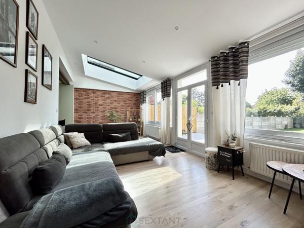 JOLIE MAISON INDIVIDUELLE AVEC GARAGE