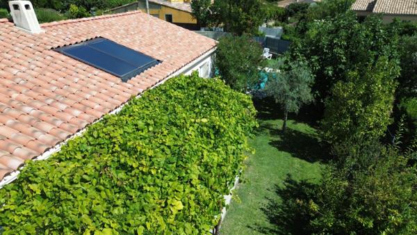 CAROMB : Maison avec piscine et vue sur le Ventoux