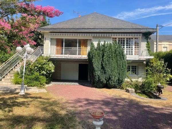 Achat - Maison Saumur 49400 7 pièces 160 m 2 1327 m 2