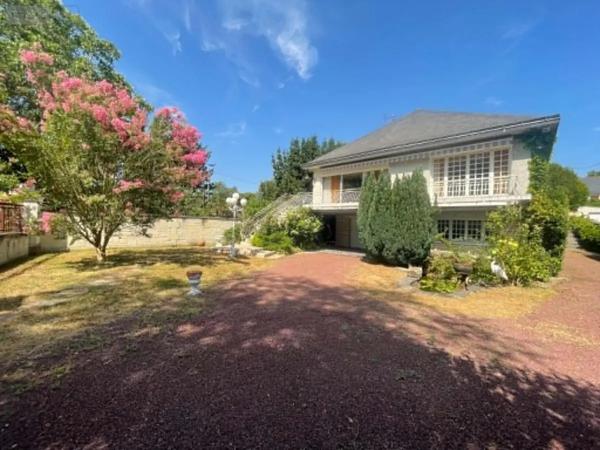 Achat - Maison Saumur 49400 7 pièces 160 m 2 1327 m 2