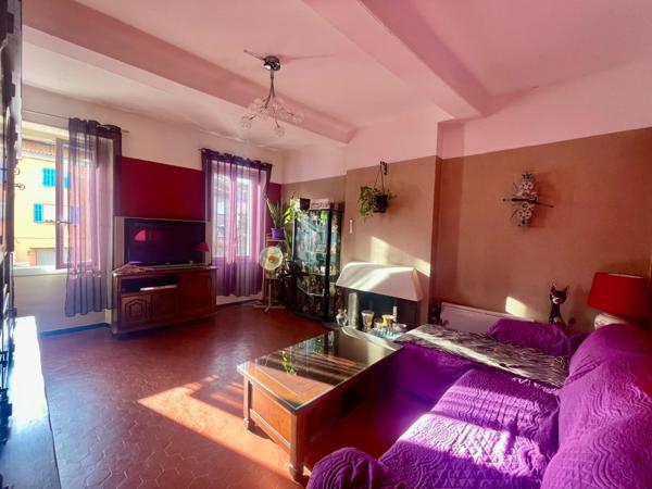 VIDAUBAN, Appartement T3 avec cave