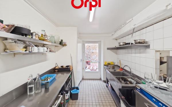 Maison à vendre    6 pièces •  Nocé