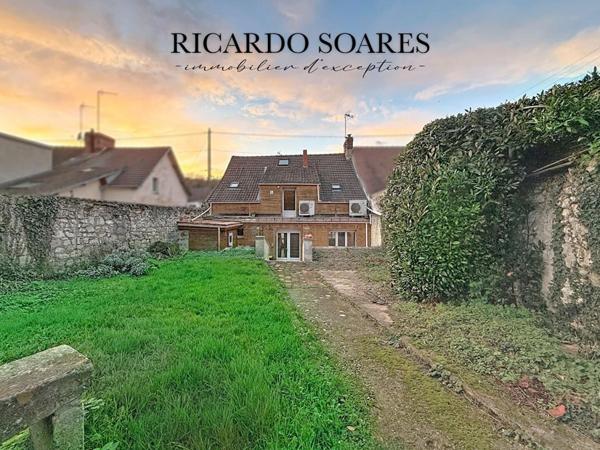 60700 PONT-SAINTE-MAXENCE / MAISON DE VILLE AU CHARME ANCIEN 133m² / 4 CHAMBRES / TERRAIN 480m² / PARKING 4 VOITURES