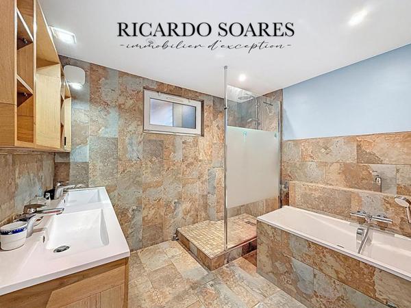 60700 PONT-SAINTE-MAXENCE / MAISON DE VILLE AU CHARME ANCIEN 133m² / 4 CHAMBRES / TERRAIN 480m² / PARKING 4 VOITURES