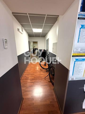 Immeuble 9 pièce(s) 246 m2 à Perpignan.