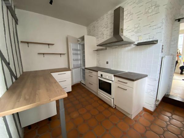 Appartement à vendre à Chartres dans l'Eure-et-Loir (28000), ref : 421   
HYPER CENTRE