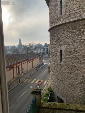 Appartement à vendre à Chartres dans l'Eure-et-Loir (28000), ref : 421   
HYPER CENTRE