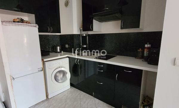 Appartement 2 pièces balcon et parking