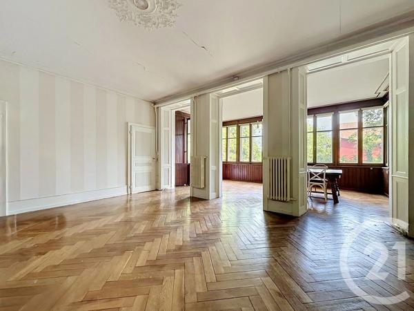 Appartement F5 à vendre  4 pièces - 122,53 m 2   MONTBELIARD  - 25