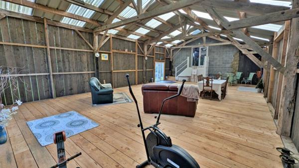 Belle longère en pierres rénovée – 134 m² habitables – aucun travaux à prévoir - (Landéan)