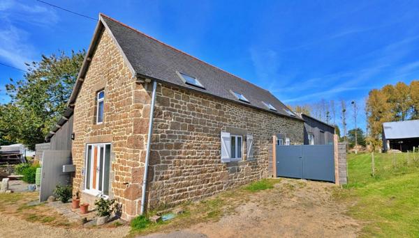 Belle longère en pierres rénovée – 134 m² habitables – aucun travaux à prévoir - (Landéan)