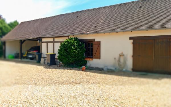 Maison à vendre    5 pièces • 191 m2 Pruniers-en-Sologne