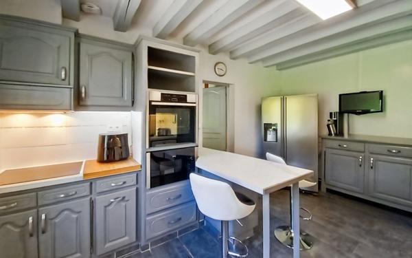 Maison à vendre    5 pièces • 191 m2 Pruniers-en-Sologne