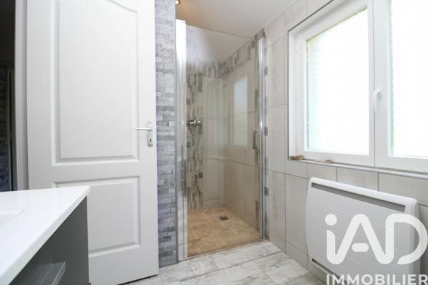 Maison à vendre 4 pièces 123 m² Veuzain-sur-Loire