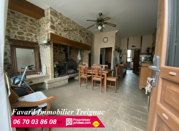 Maison 165 m² - 4 chambres- terrain 1560 m² - Chamberet-109 000
