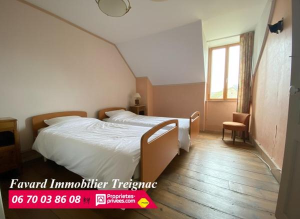 Maison 165 m² - 4 chambres- terrain 1560 m² - Chamberet-109 000