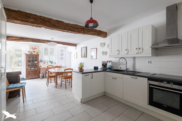 Maison à vendre 280 000 € Saint-Jean-d'Angély 7 p 240 m² DPE C