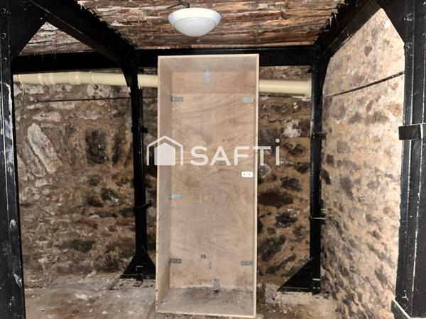 CAVE SPACIEUSE 13,93 m3  ELECTRIFIEE PARIS 18