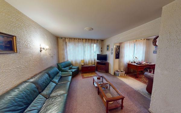 Immeuble à vendre    2 pièces • 175,50 m2 Metz