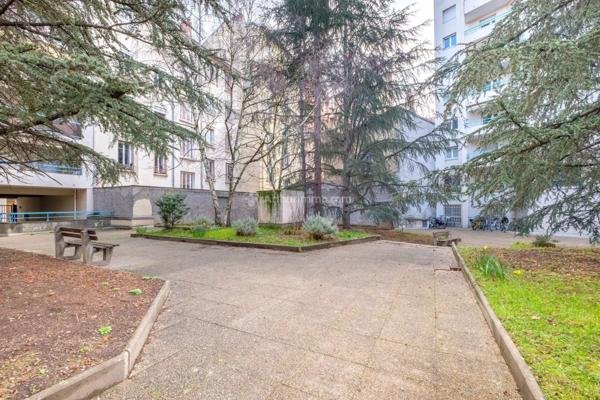 Vente Appartement 5 pièces 100 m2 à Villeurbanne