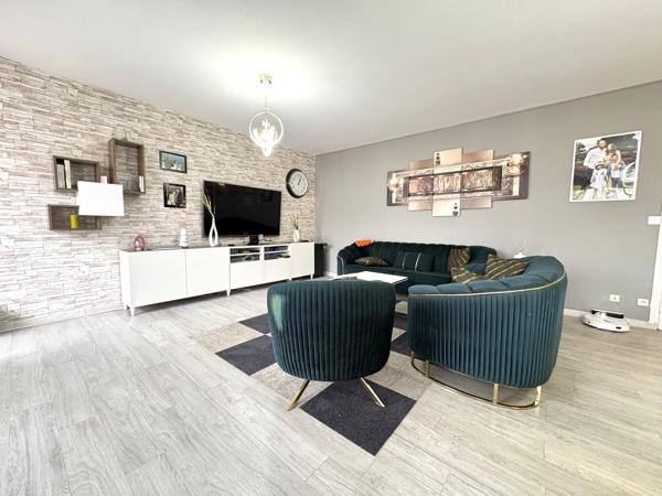 Saint-Étienne (42100) Bel appartement 3 chambres + balcon + garage double - Secteur Tréfilerie