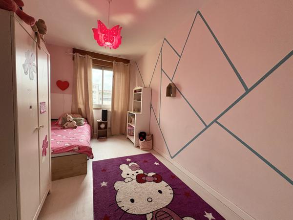 Saint-Étienne (42100) Bel appartement 3 chambres + balcon + garage double - Secteur Tréfilerie