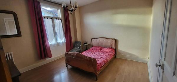 Maison 4 pièce(s) 3 chambre(s) 146 m²