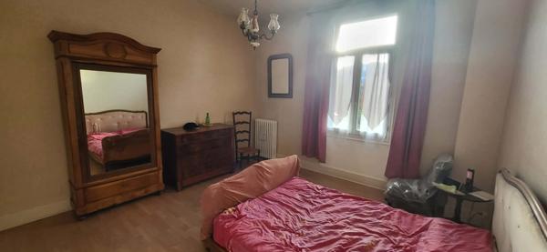 Maison 4 pièce(s) 3 chambre(s) 146 m²