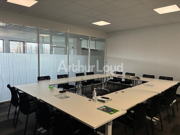 Bureaux à vendre à Villeneuve d'Ascq - Haute Borne | Espaces HQE divisibles et accessibles