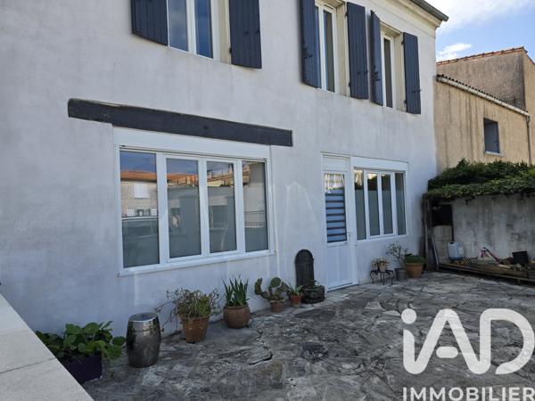 Maison à vendre 5 pièces 156 m² Tonnay-Charente