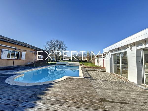 Ayguesvives (31450) Ayguesvives, maison 8 pièces, 240 m2 env. avec piscine, garage attenant et dépendances sise sur une parcelle d