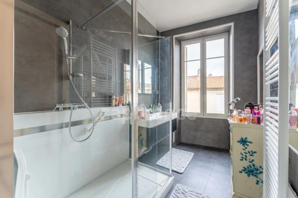 Demeure d'exception en pierre - 11 pièces - 400m² - Grand jardin arboré - Parcelle 1700m²