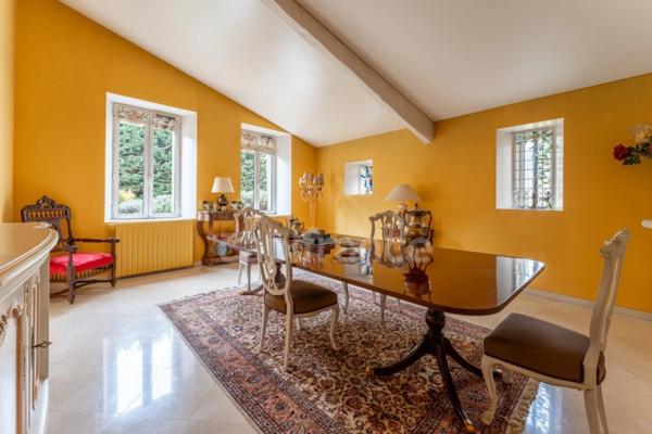 Demeure d'exception en pierre - 11 pièces - 400m² - Grand jardin arboré - Parcelle 1700m²