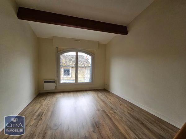 Appartement à louer 3 pièces 74.91m² Poitiers (86000)