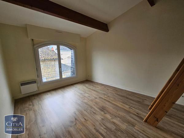 Appartement à louer 3 pièces 74.91m² Poitiers (86000)