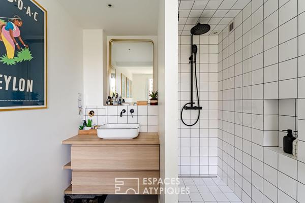 Boulogne Nord, dernier étage esprit loft avec Rooftop confidentiel.