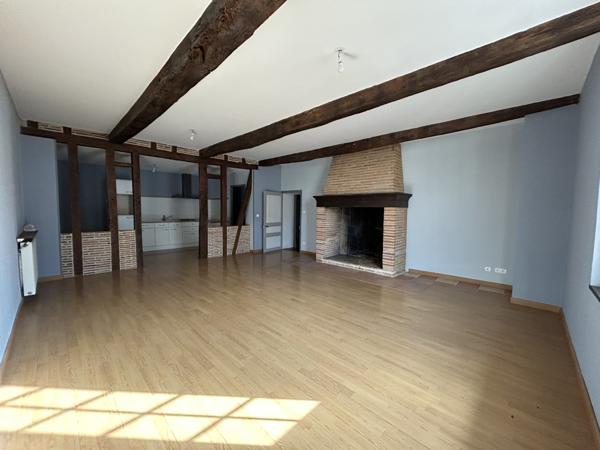 Golfech (82400) IMMEUBLE DE 372 M2