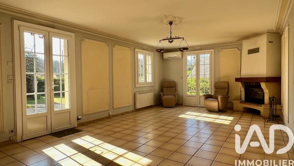 Maison à vendre 5 pièces 123 m² Nazelles-Négron