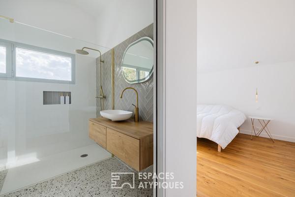 Maison contemporaine chic avec piscine