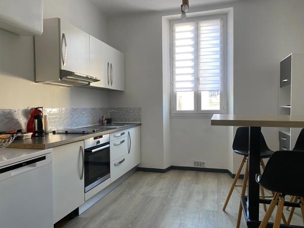 Appartement à vendre 3 pièces ALES (30)