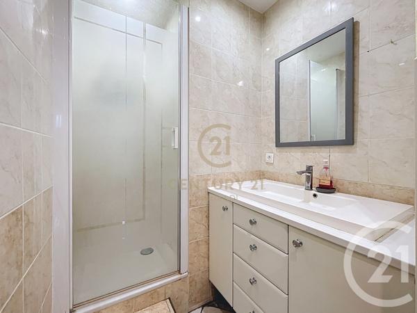 Appartement T4 à vendre  4 pièces - 79,47 m2 VENISSIEUX - 69