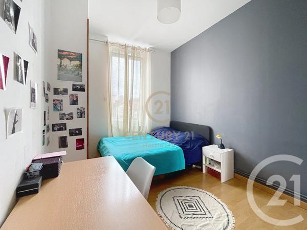 Appartement T4 à vendre  4 pièces - 79,47 m2 VENISSIEUX - 69