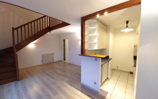 Appartement à vendre    1 pièce • 49,13 m2 Ferney-Voltaire