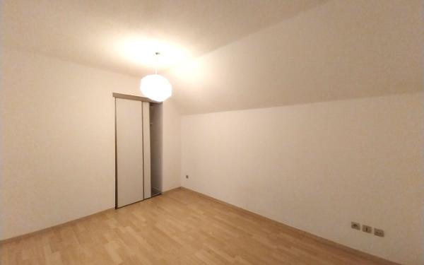 Appartement à vendre    1 pièce • 49,13 m2 Ferney-Voltaire