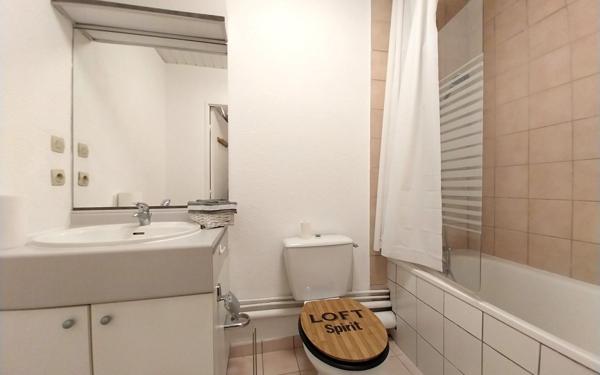 Appartement à vendre    1 pièce • 49,13 m2 Ferney-Voltaire