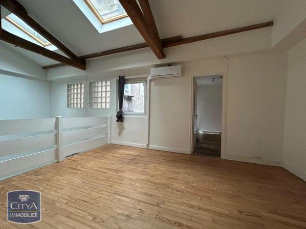 Appartement à louer 2 pièces 62.09m²