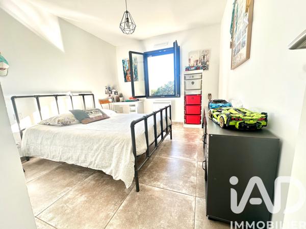 Maison à vendre 8 pièces 215 m² Uchaux