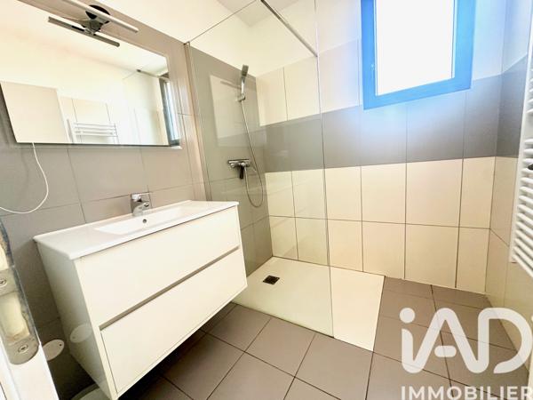 Maison à vendre 8 pièces 215 m² Uchaux