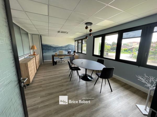 Bureaux à louer à Francheville avec salle de réunion et climatisation